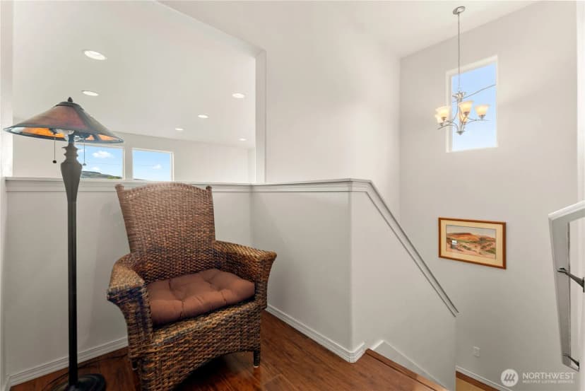 Property photo for 134 Ives Street, Pateros photo 24