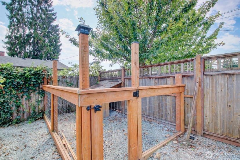 Property photo for 11405 Galbreath Road, Burlington photo 33