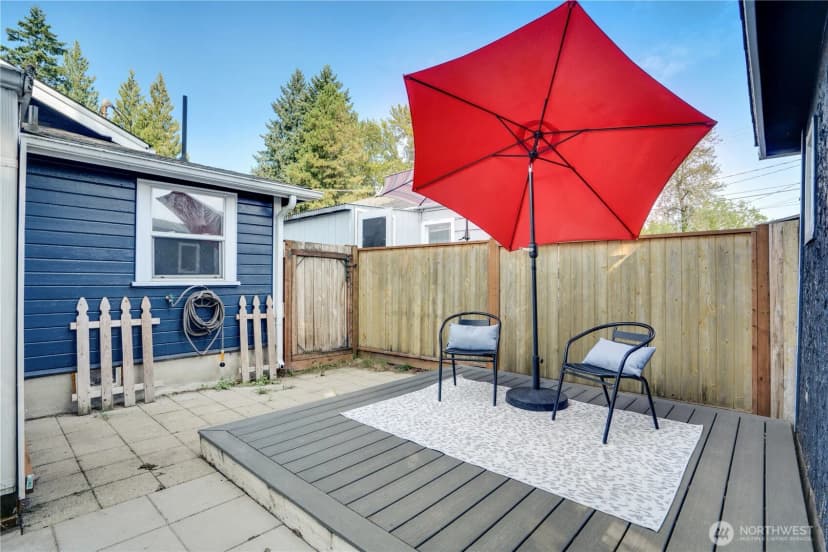 Property photo for 911 Hunt Avenue S, Sumner photo 24