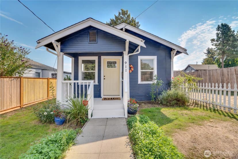 Property photo for 911 Hunt Avenue S, Sumner
