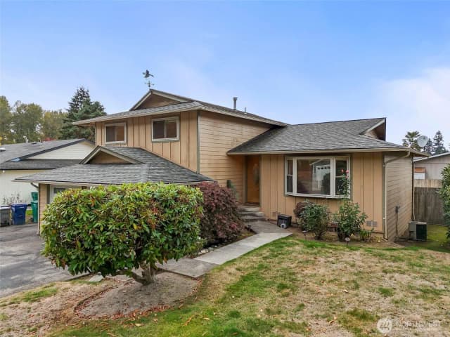 Property photo for 1709 Riverview Drive Ne, Auburn photo 3