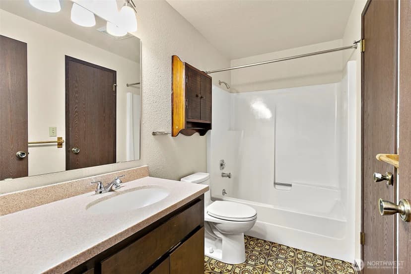 Property photo for 1709 Riverview Drive Ne, Auburn photo 16