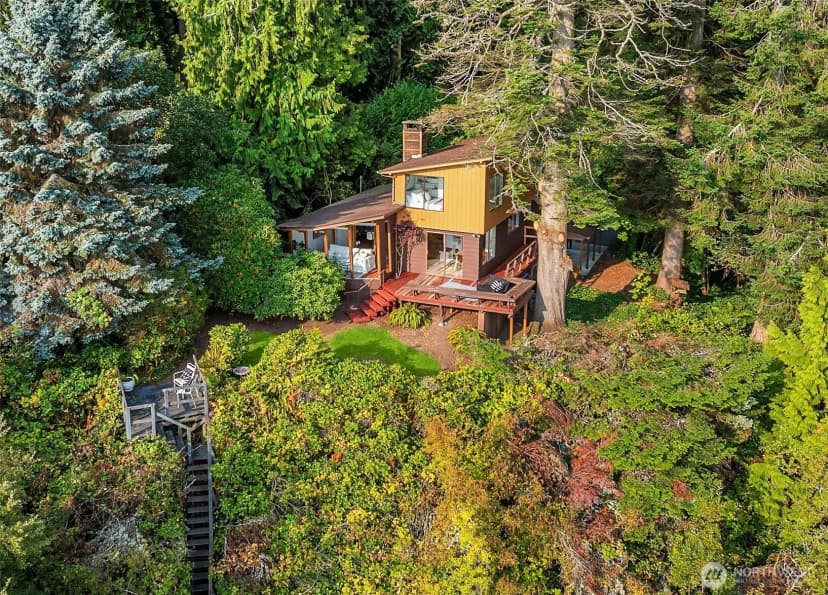 Property photo for 9482 Green Spot Place Ne, Bainbridge Island