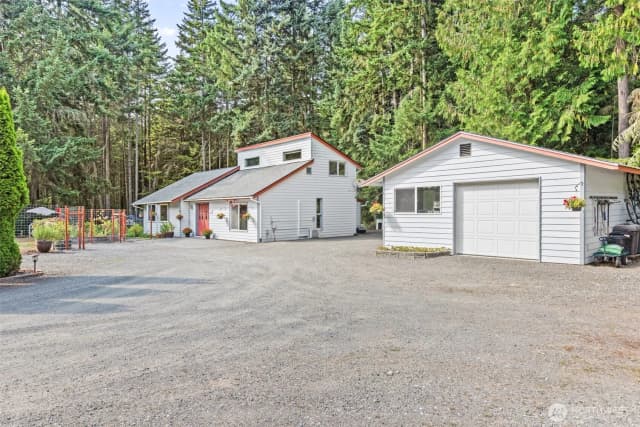Property photo for 101 Crestview Drive, Port Angeles