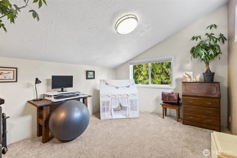 Property photo for 101 Crestview Drive, Port Angeles photo 20
