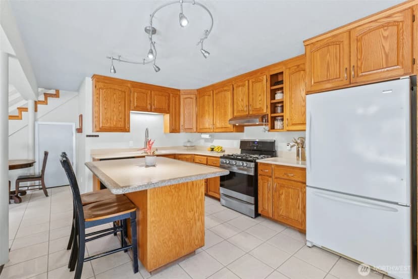 Property photo for 101 Crestview Drive, Port Angeles photo 11