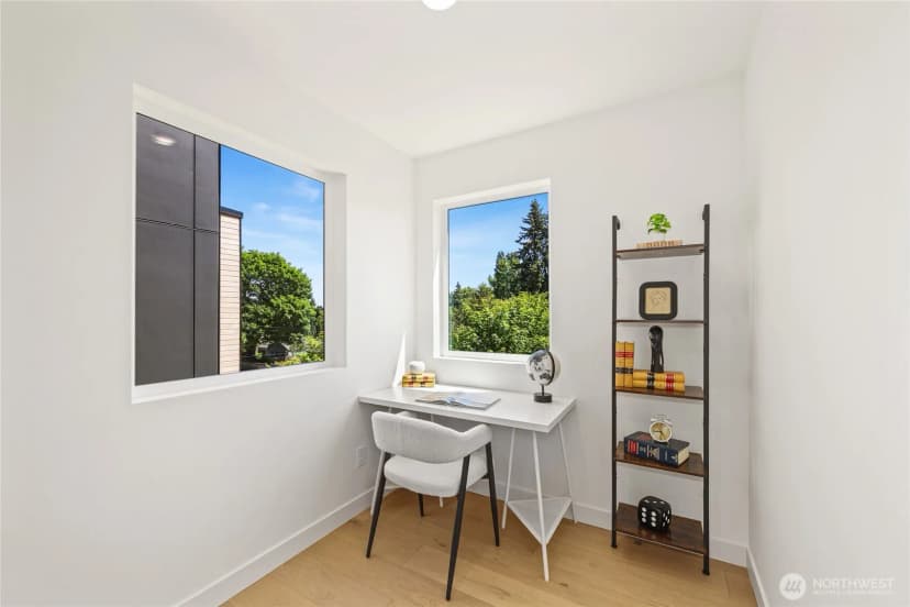Property photo for 8105 18th Avenue Sw, Seattle photo 27