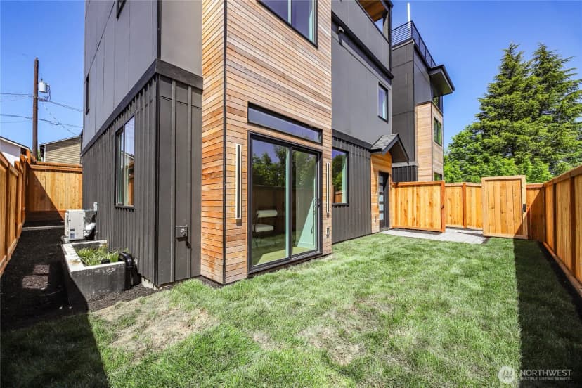 Property photo for 8105 18th Avenue Sw, Seattle photo 31