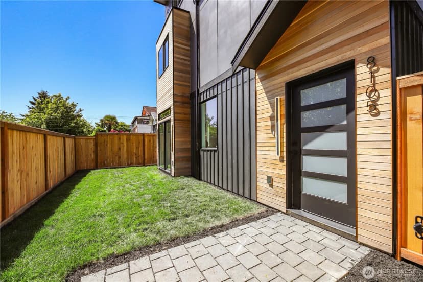 Property photo for 8105 18th Avenue Sw, Seattle photo 3