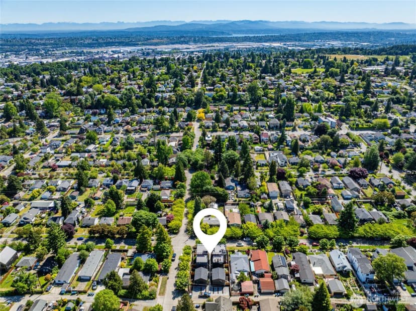 Property photo for 8105 18th Avenue Sw, Seattle photo 33