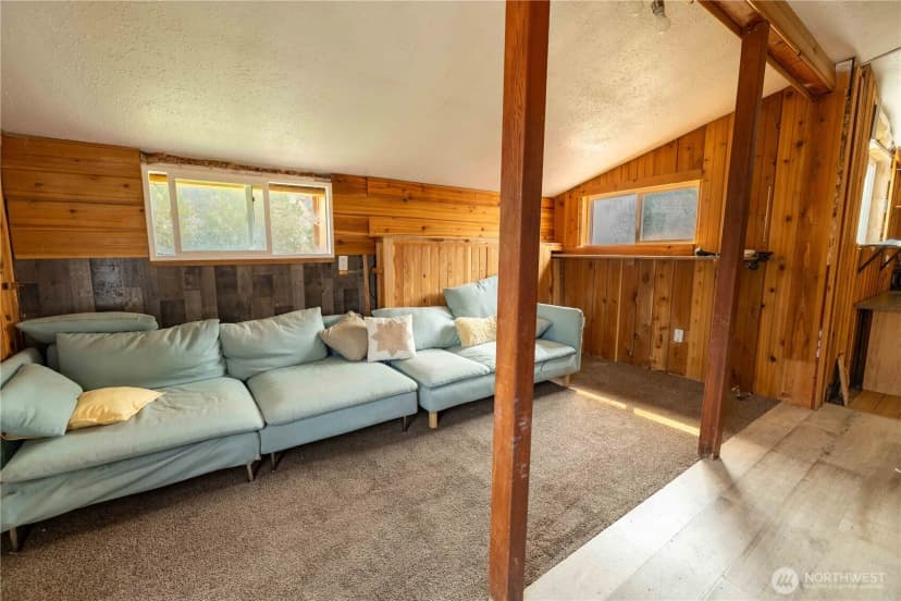 Property photo for 385 Highway 153, Pateros photo 10