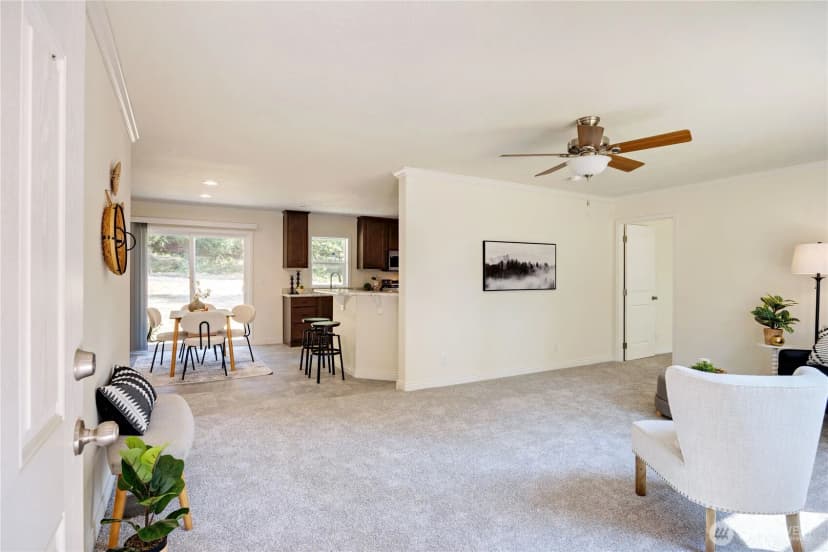 Property photo for 21284 Howard Avenue, Kingston photo 4