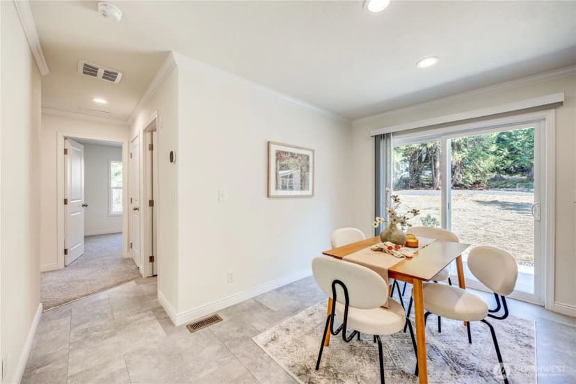Property photo for 21284 Howard Avenue, Kingston photo 16