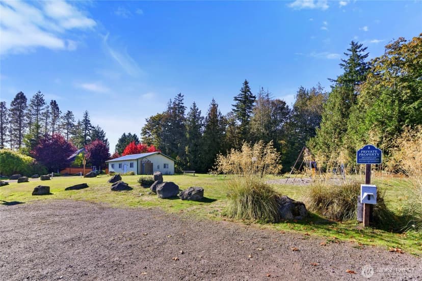 Property photo for 21284 Howard Avenue, Kingston photo 33