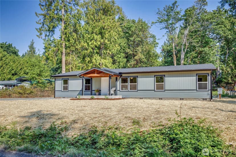 Property photo for 21284 Howard Avenue, Kingston