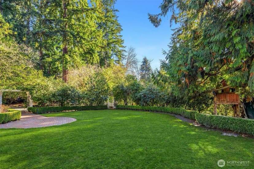 Property photo for 1135 Evergreen Point Rd, Medina photo 34