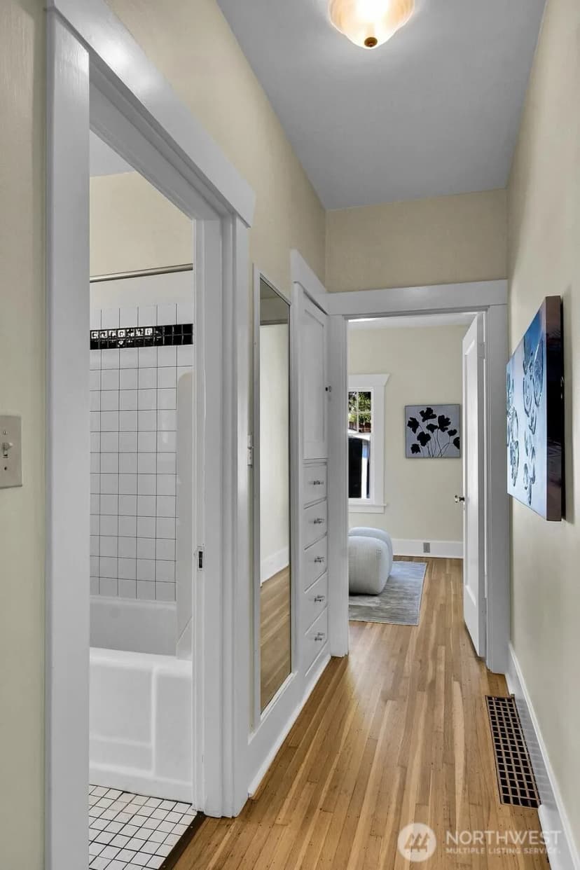 Property photo for 622 Nw 89th Street, Seattle photo 12