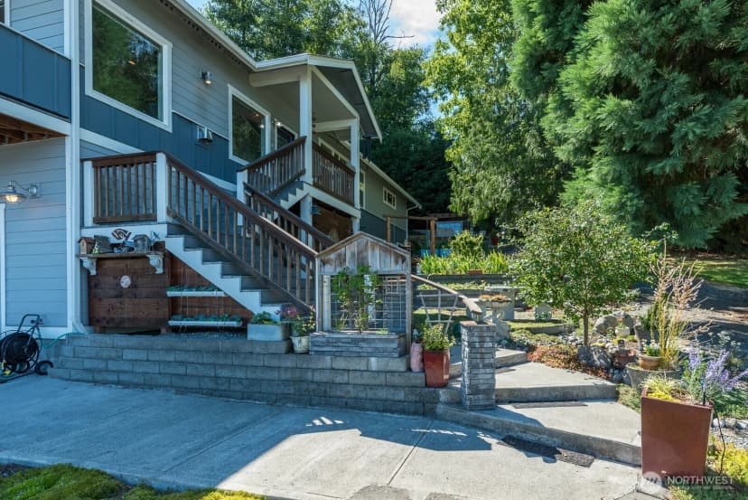 Property photo for 211 Mansfield Court, Anacortes photo 31