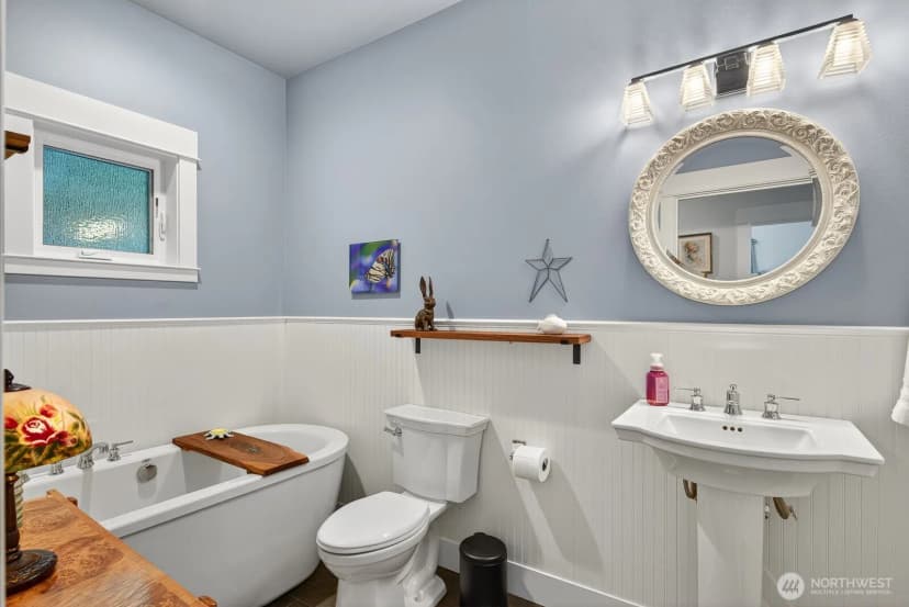 Property photo for 211 Mansfield Court, Anacortes photo 24