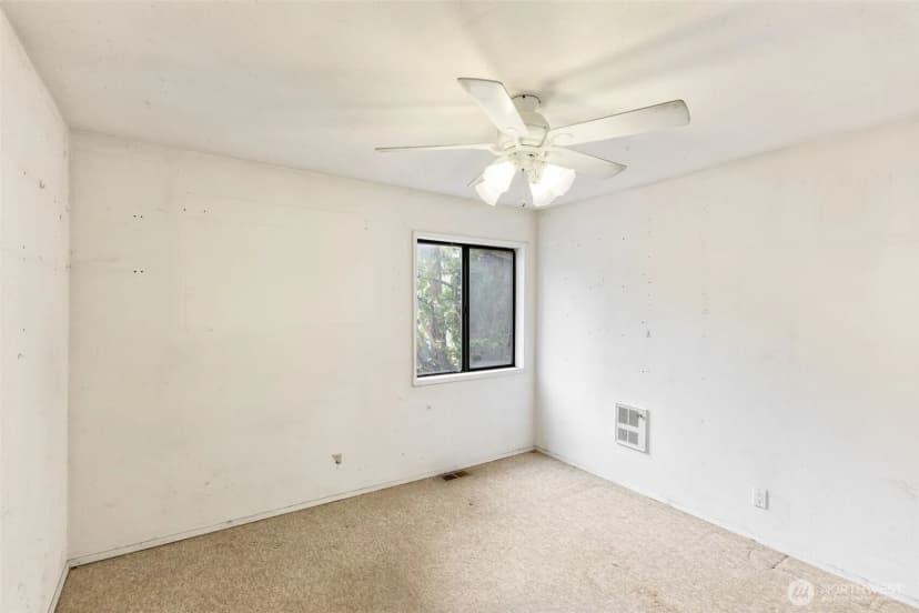 Property photo for 2311 N 88th Street, Seattle photo 8