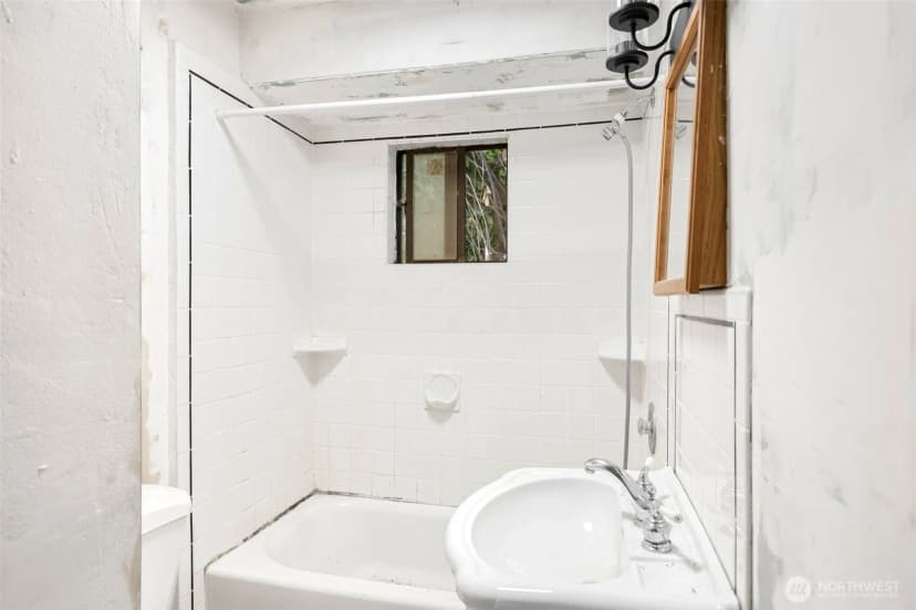 Property photo for 2311 N 88th Street, Seattle photo 9