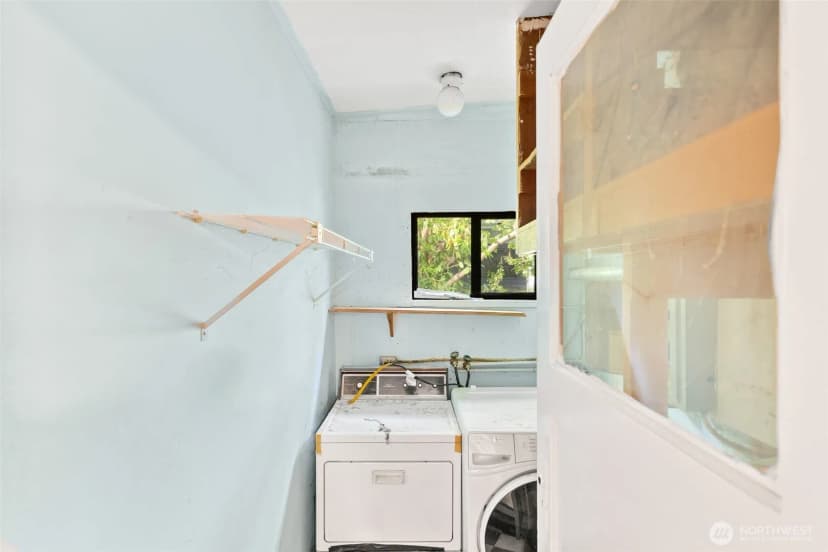 Property photo for 2311 N 88th Street, Seattle photo 10