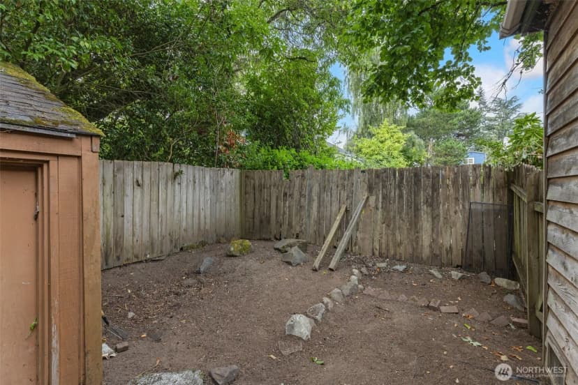 Property photo for 2311 N 88th Street, Seattle photo 13