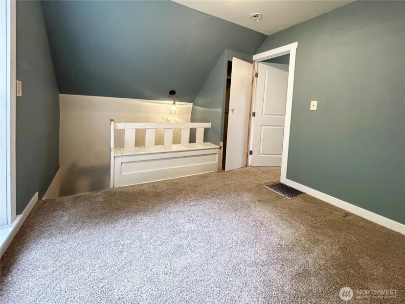 Property photo for 1613 S 10th, Mount Vernon photo 18