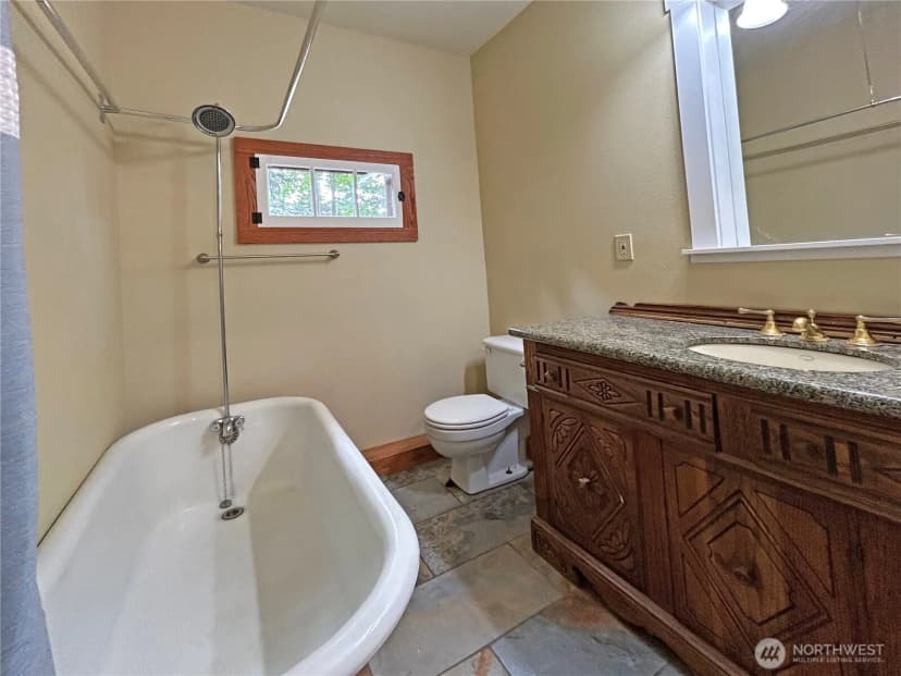 Property photo for 1613 S 10th, Mount Vernon photo 12