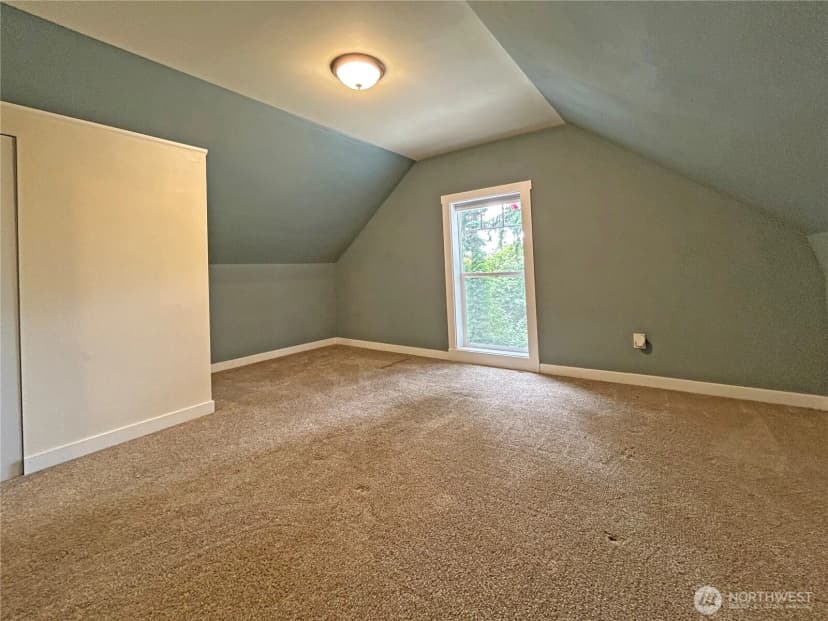 Property photo for 1613 S 10th, Mount Vernon photo 20