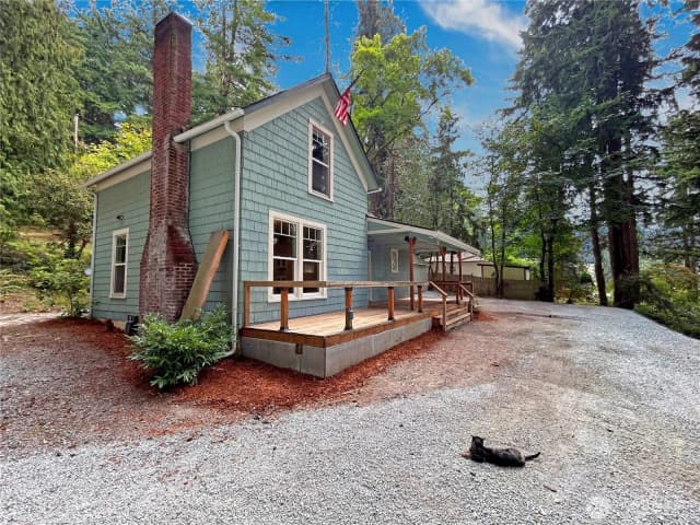 Property photo for 1613 S 10th, Mount Vernon