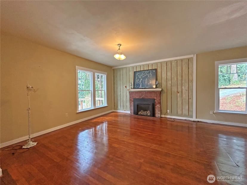Property photo for 1613 S 10th, Mount Vernon photo 14