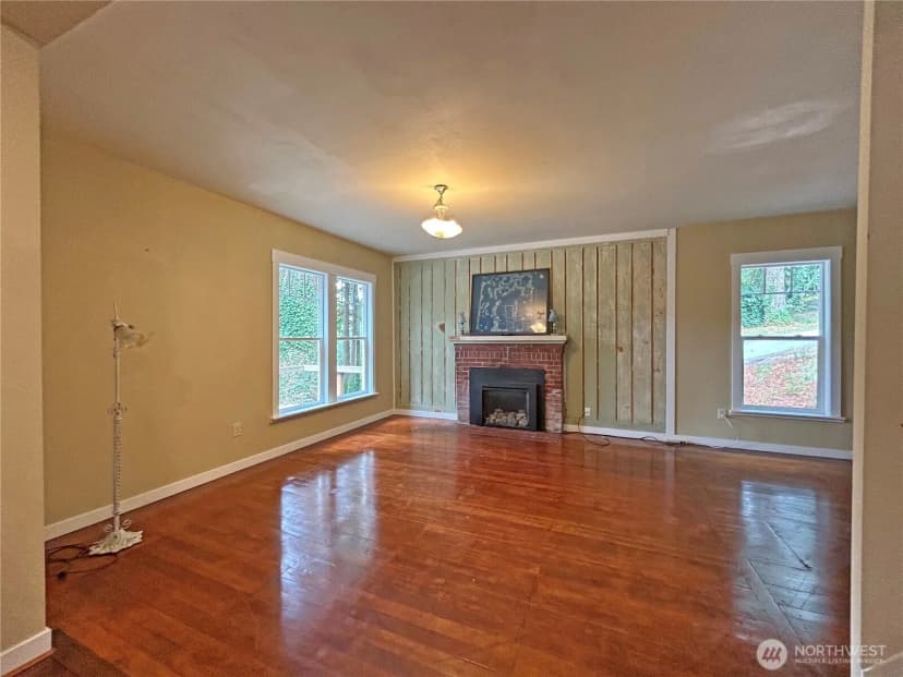Property photo for 1613 S 10th, Mount Vernon photo 6