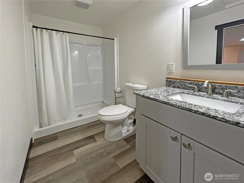 Property photo for 1613 S 10th, Mount Vernon photo 32