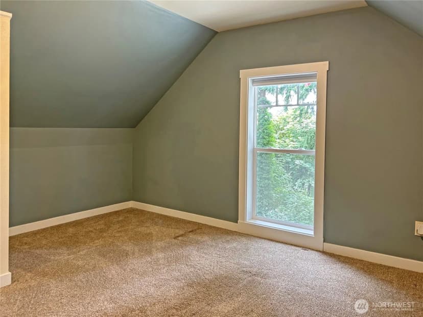 Property photo for 1613 S 10th, Mount Vernon photo 19