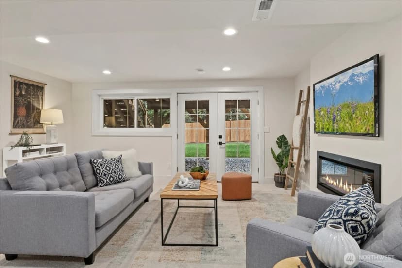 Property photo for 1254 151st Avenue Se, Bellevue photo 20