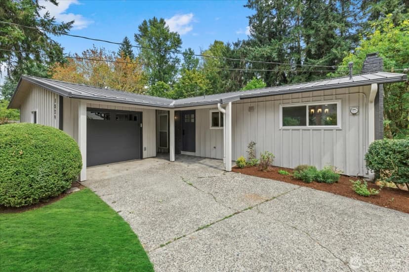 Property photo for 1254 151st Avenue Se, Bellevue photo 29