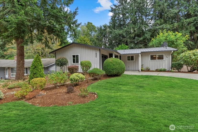 Property photo for 1254 151st Avenue Se, Bellevue photo 31