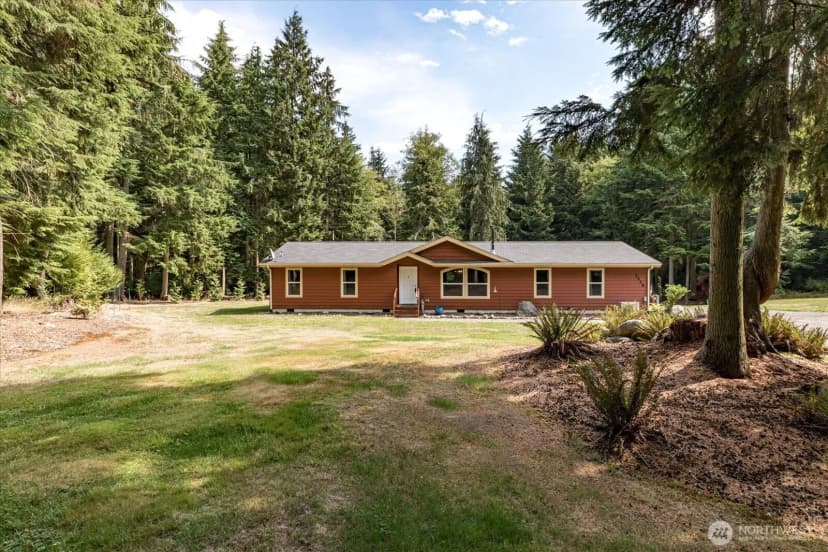Property photo for 2558 Green Acres Lane, Oak Harbor photo 2