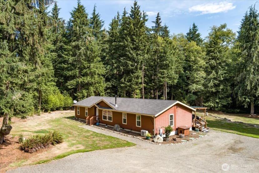 Property photo for 2558 Green Acres Lane, Oak Harbor photo 5