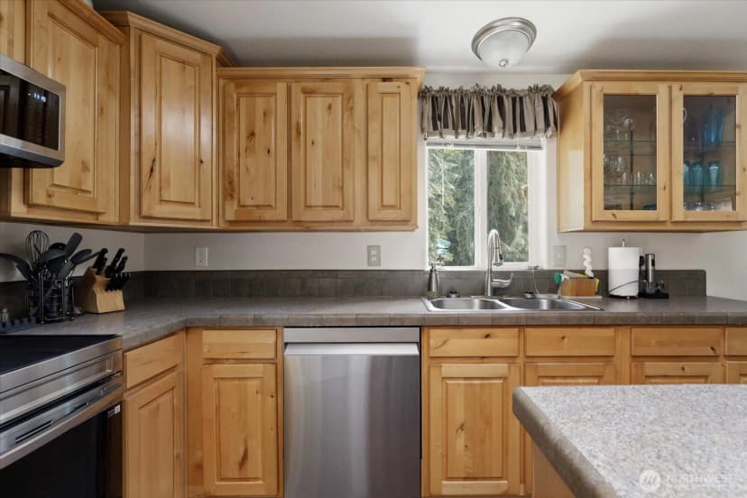 Property photo for 2558 Green Acres Lane, Oak Harbor photo 11
