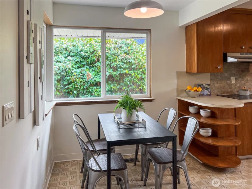 Property photo for 9733 51st Avenue S, Seattle photo 11