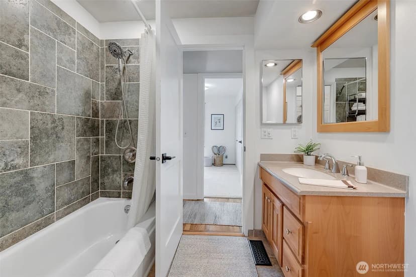 Property photo for 28833 21st Avenue S, Federal Way photo 18