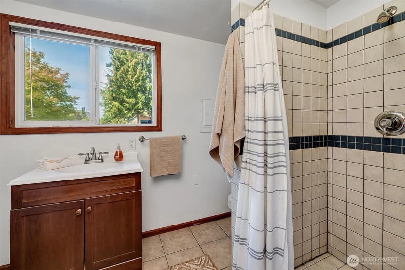 Property photo for 28833 21st Avenue S, Federal Way photo 25