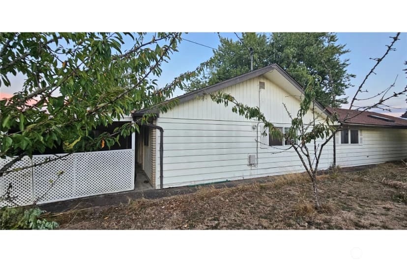 Property photo for 1710 Shamrock Drive, Centralia photo 37