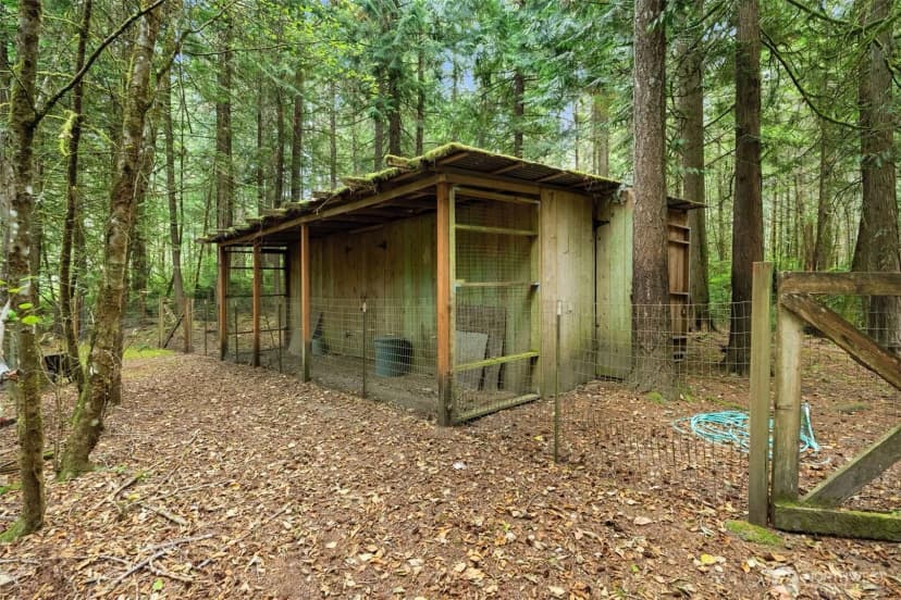 Property photo for 14490 Wiley Lane Se, Olalla photo 39
