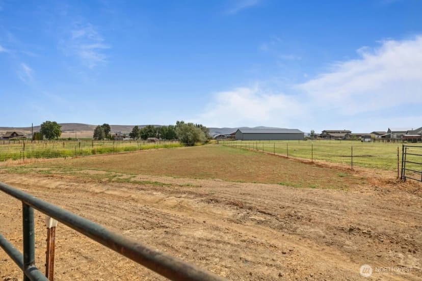 Property photo for 4680 Sorenson Road, Ellensburg photo 30