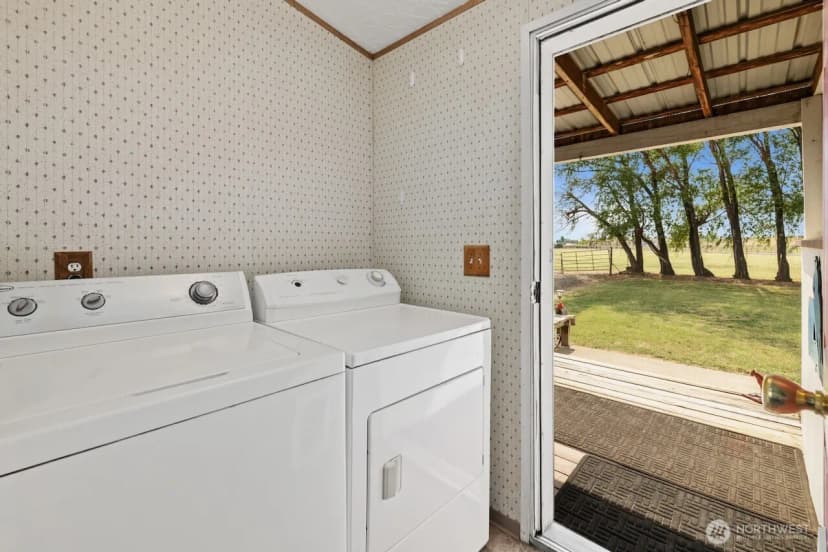 Property photo for 4680 Sorenson Road, Ellensburg photo 17