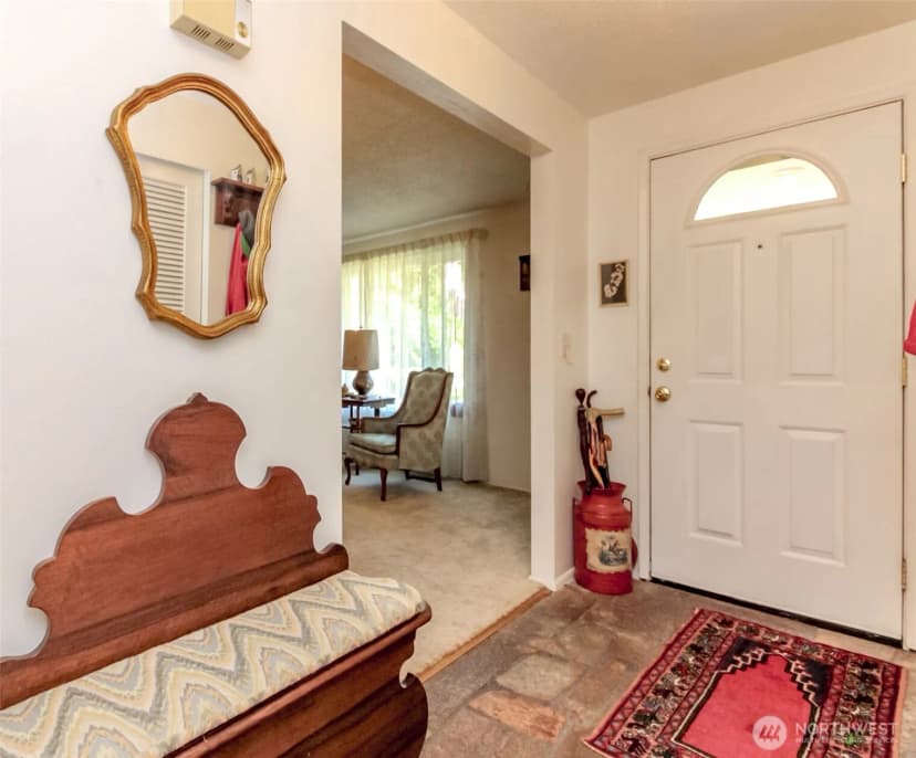 Property photo for 10526 Wauna Street Sw, Lakewood photo 8