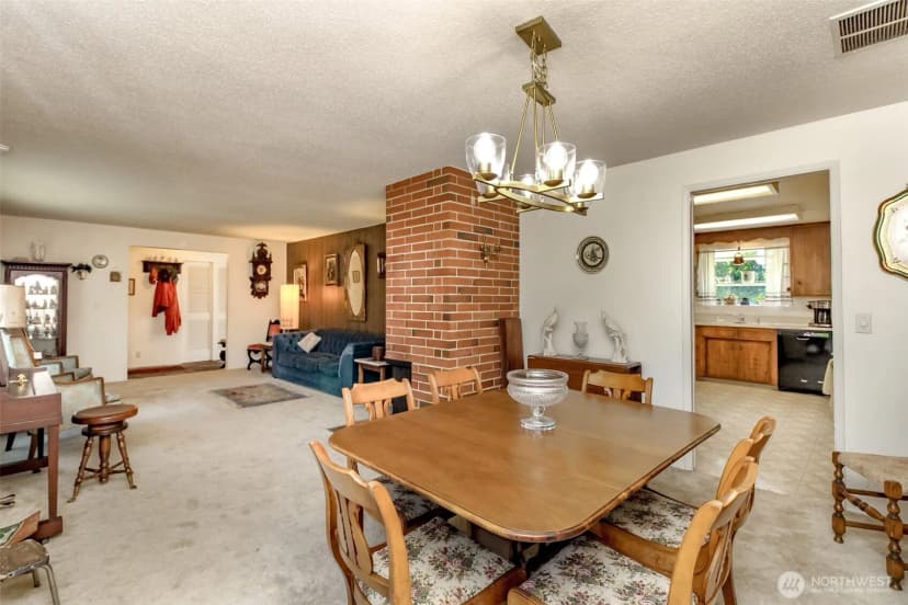 Property photo for 10526 Wauna Street Sw, Lakewood photo 12